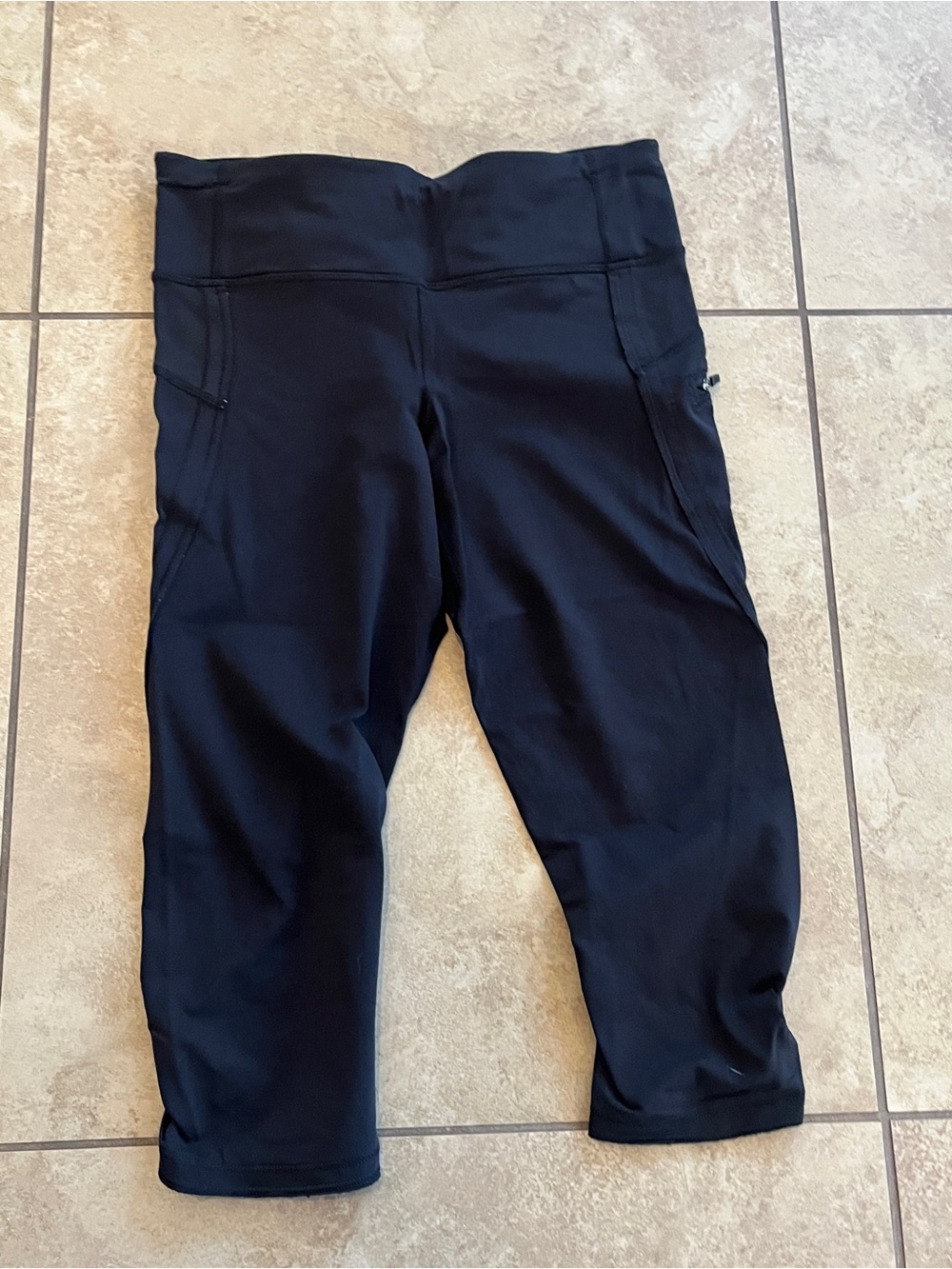 Vintage Lululemon black capris cropped legging 6